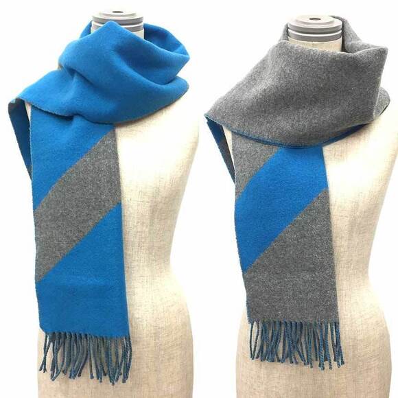 HERMES Blue Scarf - Picture 2 of 3